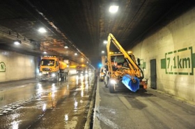Vier Nachtschichten im Gleinalmtunnel bringen beide Tunnelröhren auf Hochglanz