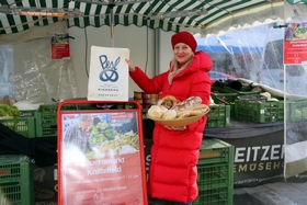 Ab sofort - Steinofengebäck und Brot am Bauernmarkt