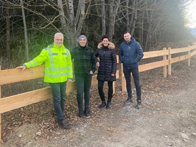 Murtal: Wasserschutzgebiet im Murdorf bekam neuen Holzzaun