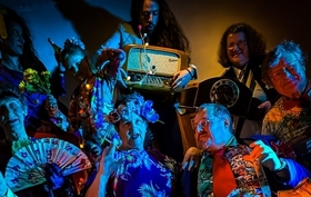 Vorhang auf für Pension Schöller