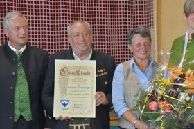 Sportunion Krakauebene: Gottfried Lintschinger im Mittelpunkt vieler Ehrungen